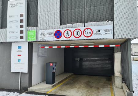 Uvoz v garažno hišo